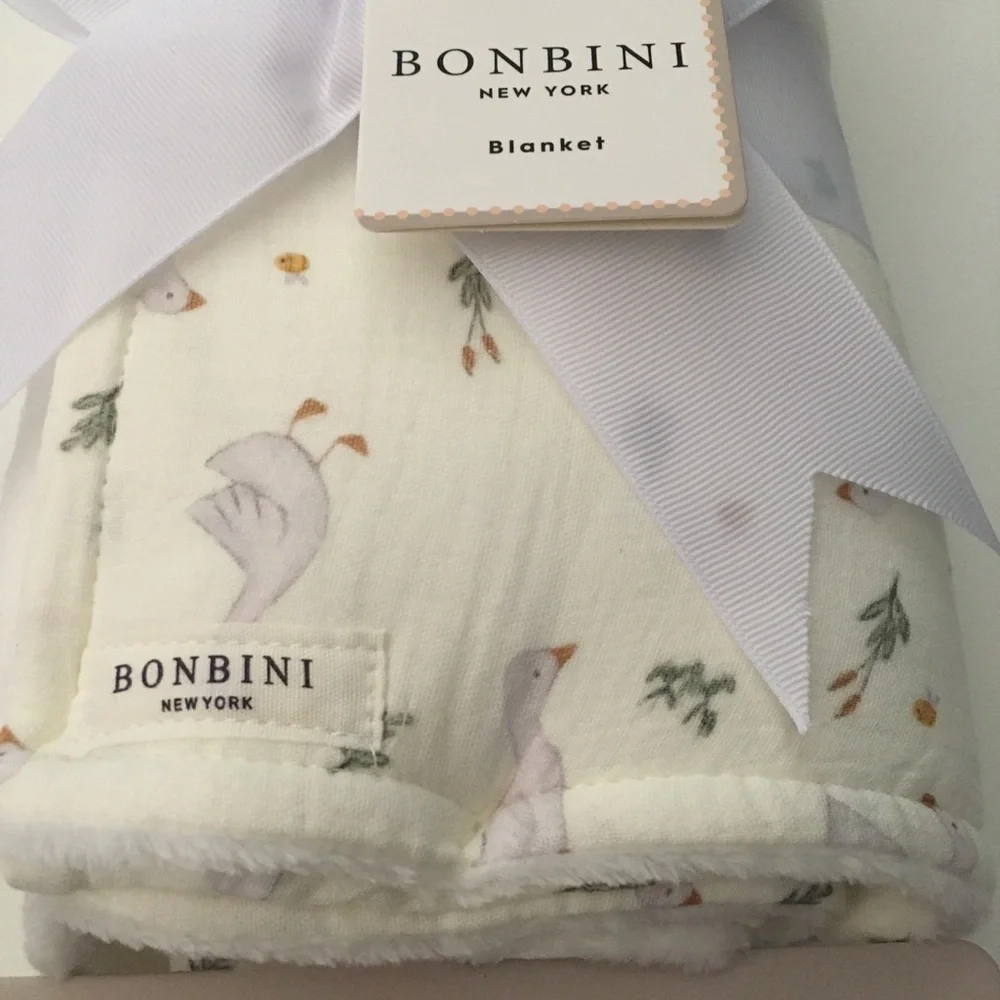 Baby Blanket Muslin Fleece Soft Lining White Goose Theme NEW | Bonbini